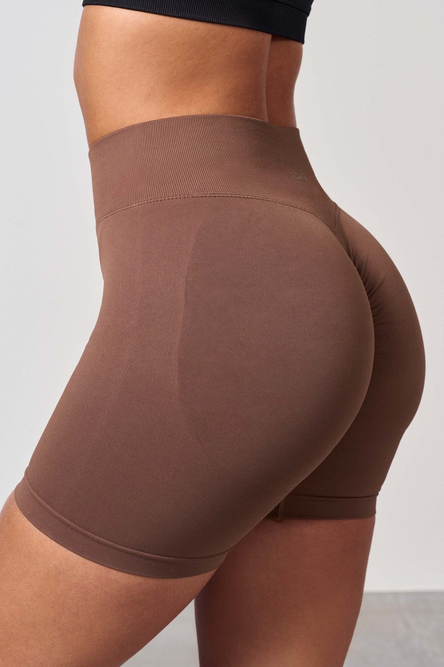 Refine Scrunch Shorts - for kvinde - FAMME - Shorts