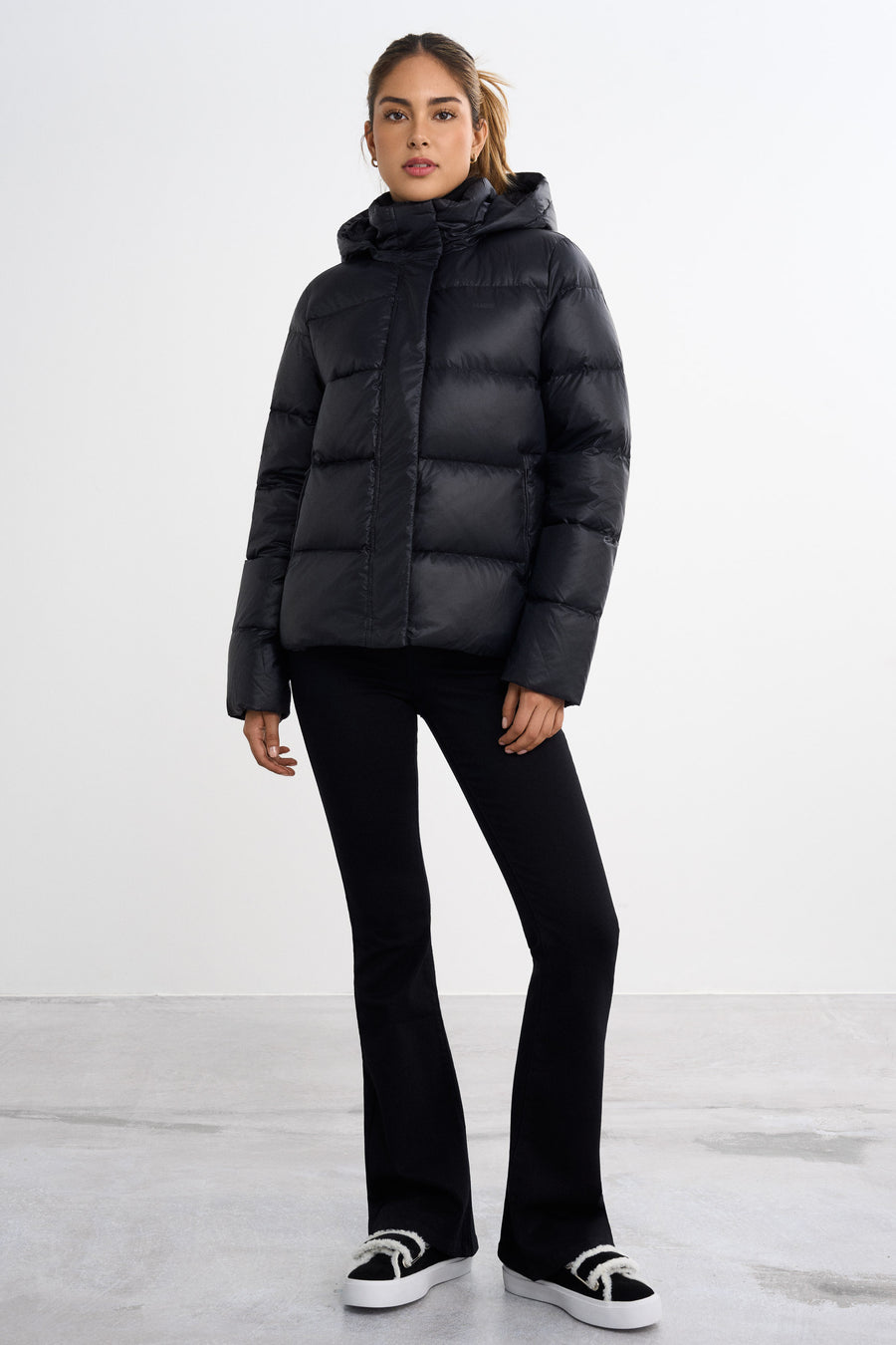 Neige Down Jacket · Black