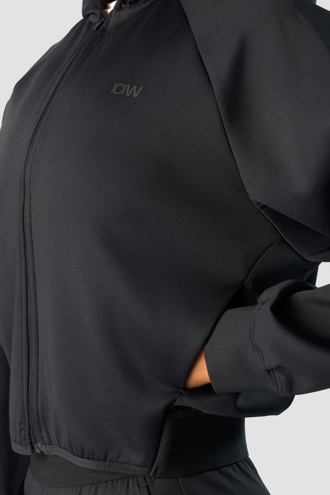 charge hoodie wmn black