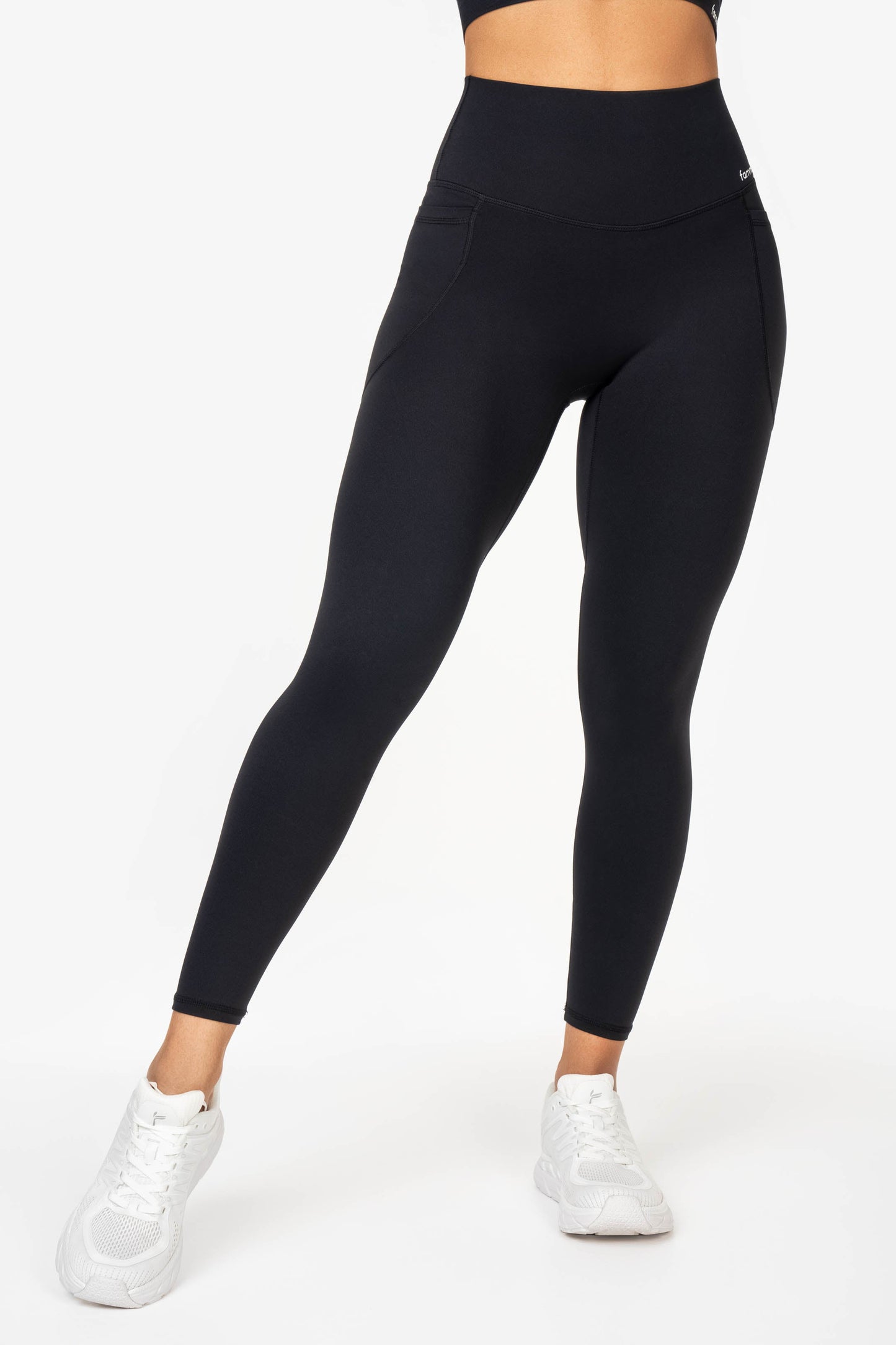 Black Endurance Pocket Leggings - for dame - Famme - Leggings